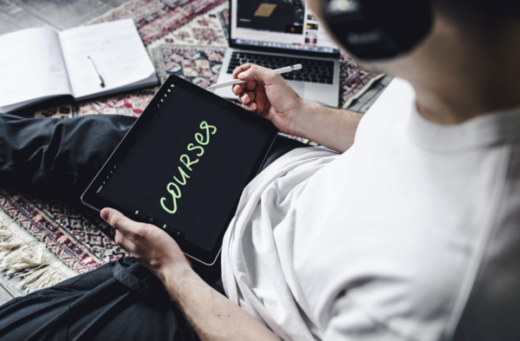 Report: Benchmarking Online Ed